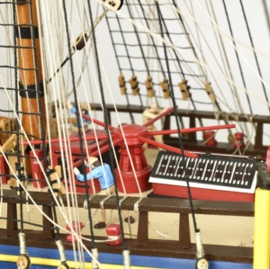 Navomodel Nava HMS Endeavour, scara 1:65 - Artesania Latina - Img 9