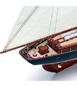 Navomodel Pescuit si regate Schooner Bluenose II, scara 1:75 Kit de model de nava din lemn - Artesania Latina - Img 4