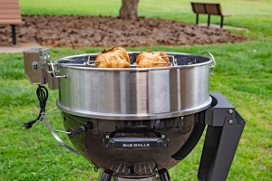 Rotisor pentru gratar pe carbuni de tip kettle Slow 'N Sear® SNS GRILLS de 56cm - Img 10