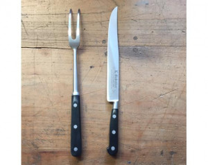 1110SERVDECBBQ Set cutit si furculita curbata- speciale pentru gratar, lungime 23cm, Sabatier Authentique - Img 1