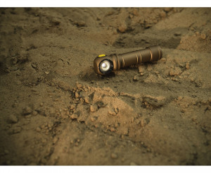 Lanterna frontala Armytek Wizard C2 Pro Max Sand White 4000 lm cu acumulator 21700 - Img 19