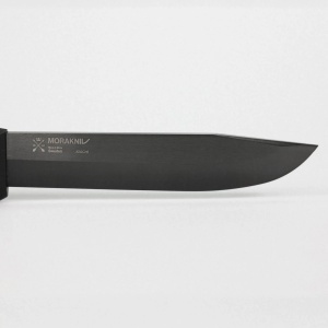 Morakniv Morkret Black Blade (C) – Cutit Survival Full-Tang Carbon 100Cr6 DLC 57.5 HRC Teaca Click-On MOLLE - Img 7