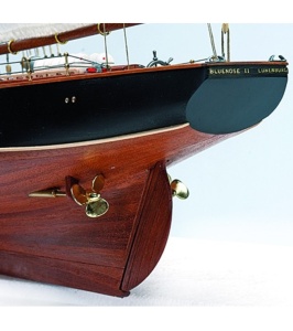 Navomodel Pescuit si regate Schooner Bluenose II, scara 1:75 Kit de model de nava din lemn - Artesania Latina - Img 5