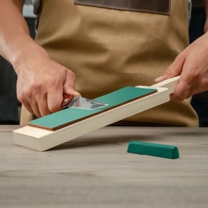 Strop din piele BeaverCraft LS2 cu pasta (200 x 75 mm, grosime 4-5 mm) - Img 13