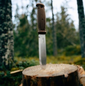Cutit Morakniv Garberg GRAND din inox , cu teaca de piele pentru outdoor, vanatoare, bushcraft - Img 10