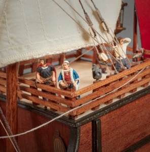 Navomodel Caravelă Santa Maria, scara 1:65 Kit model de navă din lemn - Artesania Latina - Img 6