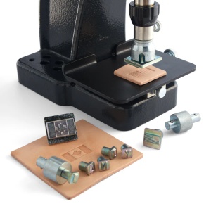 Set de matrite si suporti pentru stante pentru presa, Tandy Leather - Img 2