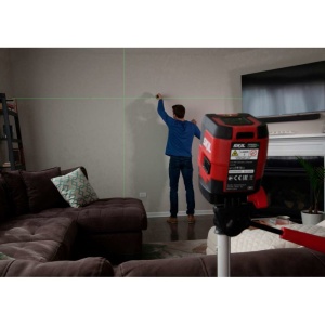 SKIL 1912 AA Nivela laser cu linie în cruce, lumina verde, raza actiune 20m, prindere trepied 1/4, Accu Li-Ion, include incarcator micro USB si clema de prindere - Img 2