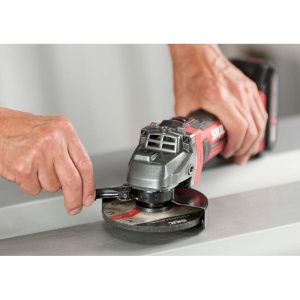 SKIL 3920 DC, Polizor unghiular cu acumulator AG1E3920DC, 8500 rpm, d. max. disc 115mm, 1x Accu, incarcator si geanta - Img 5