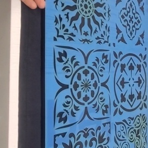Sablon Aisha 590x400x1mm, Refolosibil SGF27.1pe2.59x40.1