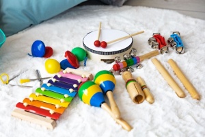 Drveni muzički instrumenti za decu set od 10 komada sa rancem - Img 5