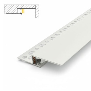 Detalj i presek – Ugradni aluminijumski profil za LED trake 65 × 14 mm – beli, 2 m
