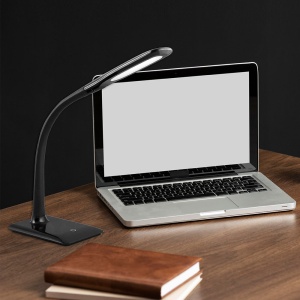 LED stona lampa LB132 – prikaz proizvoda iz drugog ugla