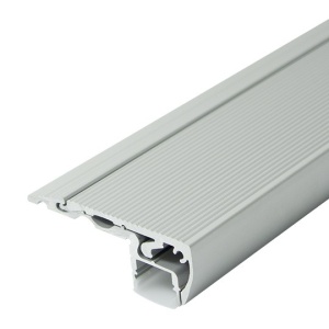 Nadgradni aluminijumski profil za stepenice za LED traku