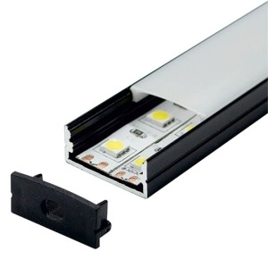 Široki nadgradni aluminijumski profil za LED trake 23,5 x 9,8 mm – crna izvedba