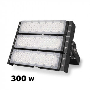 Industrijski LED reflektori za hale i radionice — industrijski reflektor sa tri LED modula
