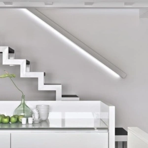Sivi ugaoni aluminijumski profil za LED trake 15,8 x 15,8 mm dužine 3 m, tačna izvedba proizvoda – glavni prikaz profila