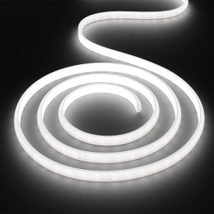 LED traka SMD 35-28 220V 10W 120 LED hladno bela 100 m — krupni plan dioda i mesta za sečenje