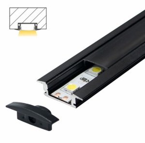 Crni ugradno-nadgradni aluminijumski profil za LED trake 24,7 × 7 mm — profil sa postavljenim difuzorom