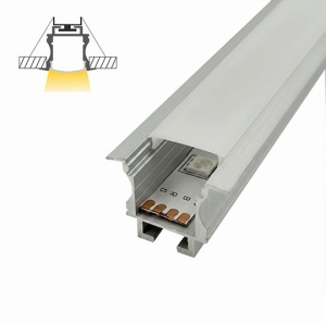 Ugradni aluminijumski profil za LED trake 25 × 19 mm sa žabicama – siva varijanta, detalj i presek