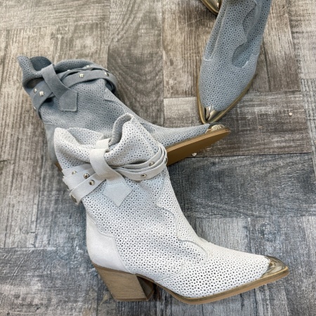 Botine Kiara perforate Piele Naturala Albe - Img 2