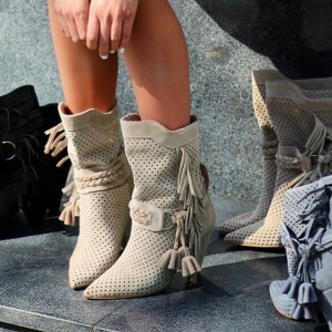 Cizme Monica perforate piele naturala