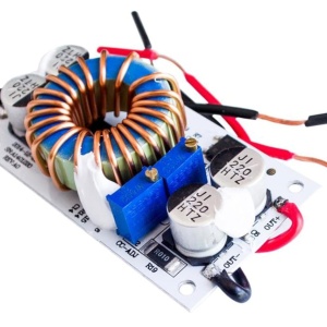 DC-DC Step Up Konvertor 250W 10A – Boost Modul (8.5-48V na 10-50V) - Img 5