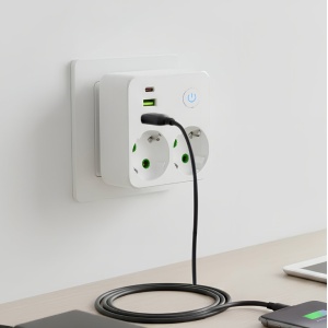 Strujni razdelnik 2xšuko+2xUSB-A+1xUSB-C sa prekidačem