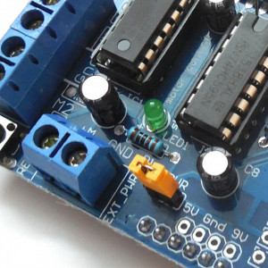 Arduino L293D Motor Drajver Šild (Shield) za DC i Steper Motore – Kontroler Motora - Img 7