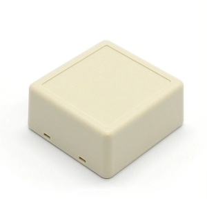 Kutija plastična 60x58x28mm bela