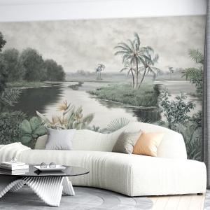 Fototapet lac tropical în living, în spatele unei canapele crem curbate cu pernă piersicie