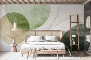 Fototapet abstract cercuri verzi în dormitor boho cu pat din lemn și răchită, lenjerie albă, scară decorativă și tavan cu grinzi aparente