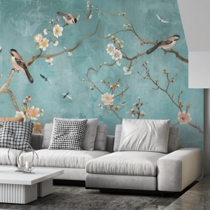 Fototapet chinoiserie turcoaz în living modern cu canapea gri în formă de L, perne în carouri și masă albă striată