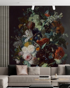Amenajare living modern cu fototapet floral în stil baroc olandez, un model de tapet personalizat cu fundal închis care adaugă eleganță și profunzime spațiului de deasupra canapelei.