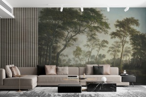 Amenajare de living modern cu fototapet personalizat în stil clasic, montat în spatele unei canapele mari, oferind un aspect de tapet premium ce aduce natura în interiorul casei.