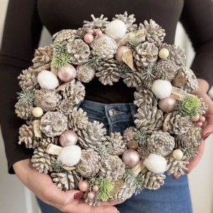 WREATH520793