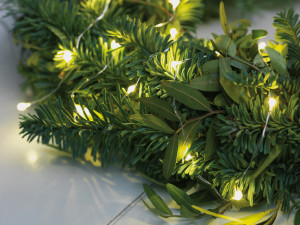 Instalație brad Crăciun cu micro LED-uri, 1200 cm, lumină caldă, cablu argintiu/transparent, 8 funcții, timer, 240 LED-uri, IP-44, pentru interior/exterior, alimentare 230 V