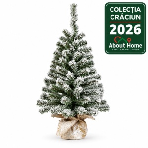 Brad de Craciun artificial, 75 cm înaltime, 81 ramuri, 41 cm diametru bază, decorat cu zapada, baza de lemn cu iuta naturala, aspect natural