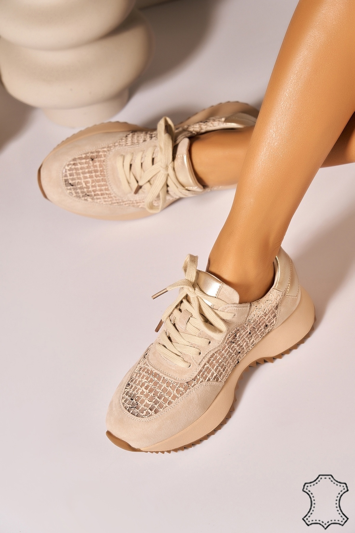 Adidasi Piele Naturala Intoarsa Bej Carla