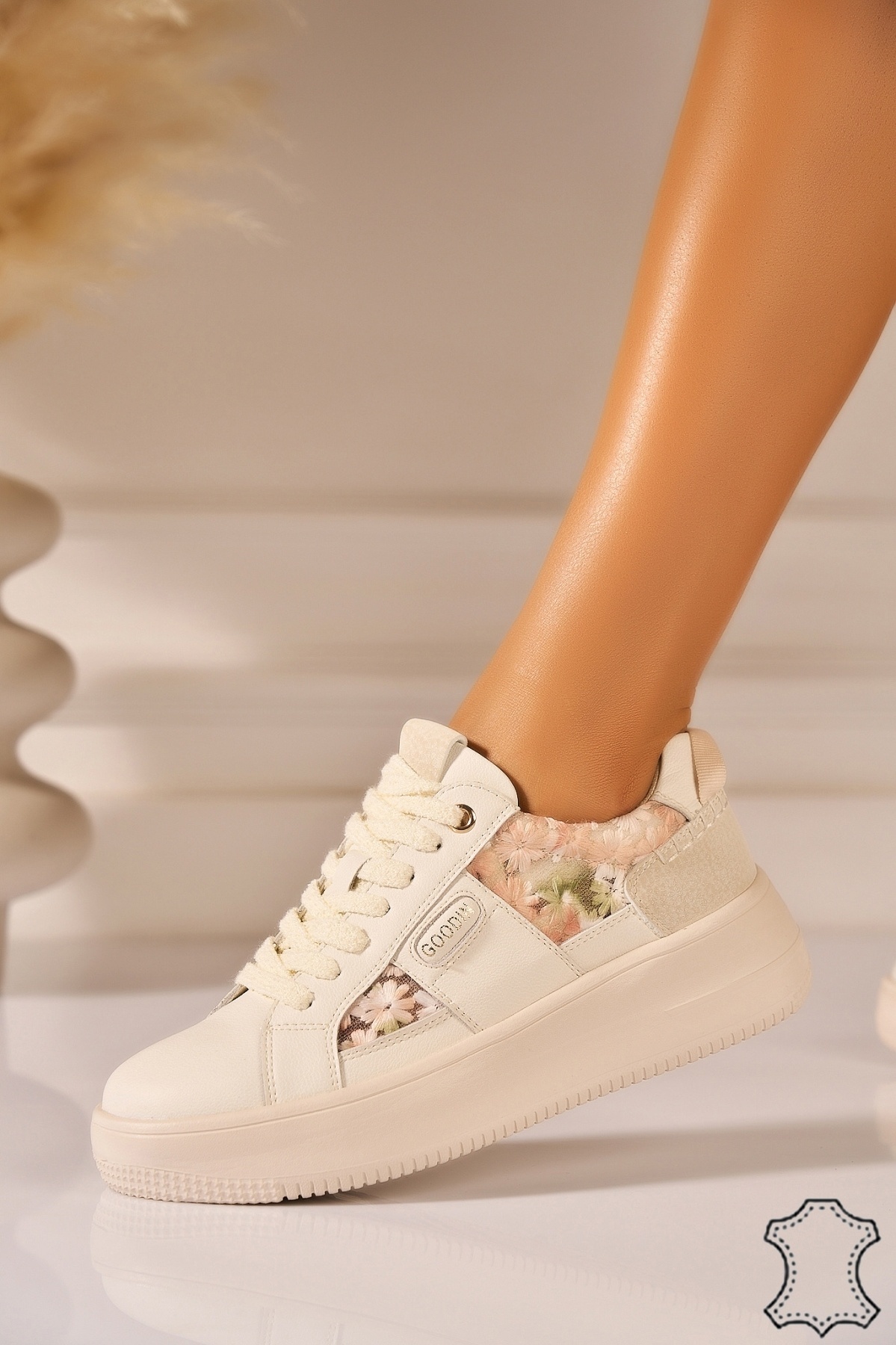 Adidasi Piele Naturala Bej Mikala