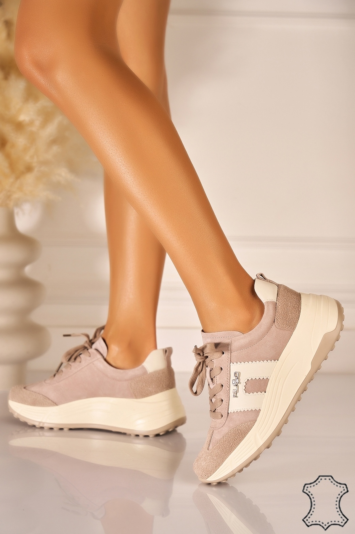 Adidasi Piele Naturala Intoarsa Bej Samera