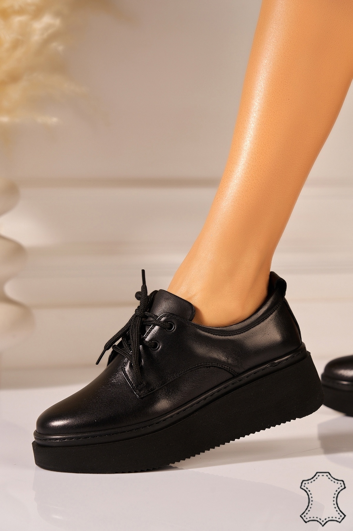 Adidasi Piele Naturala Negri Arwen