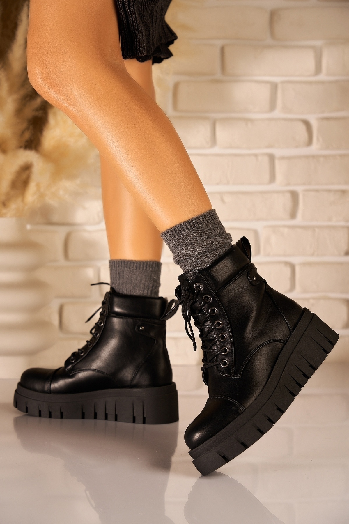 Ghete Dama Iarna Negre din Piele Ecologica Giada