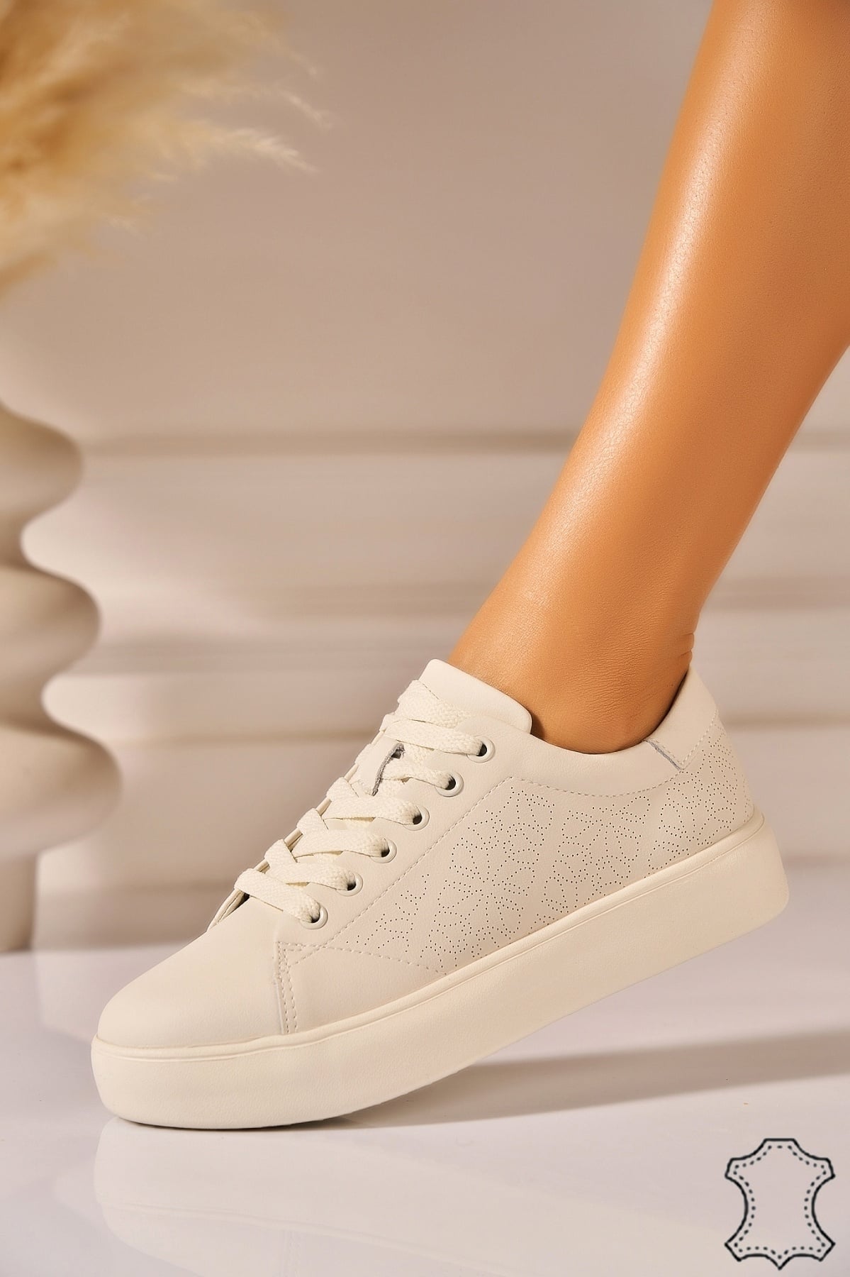 Adidasi Piele Naturala Bej Cyara