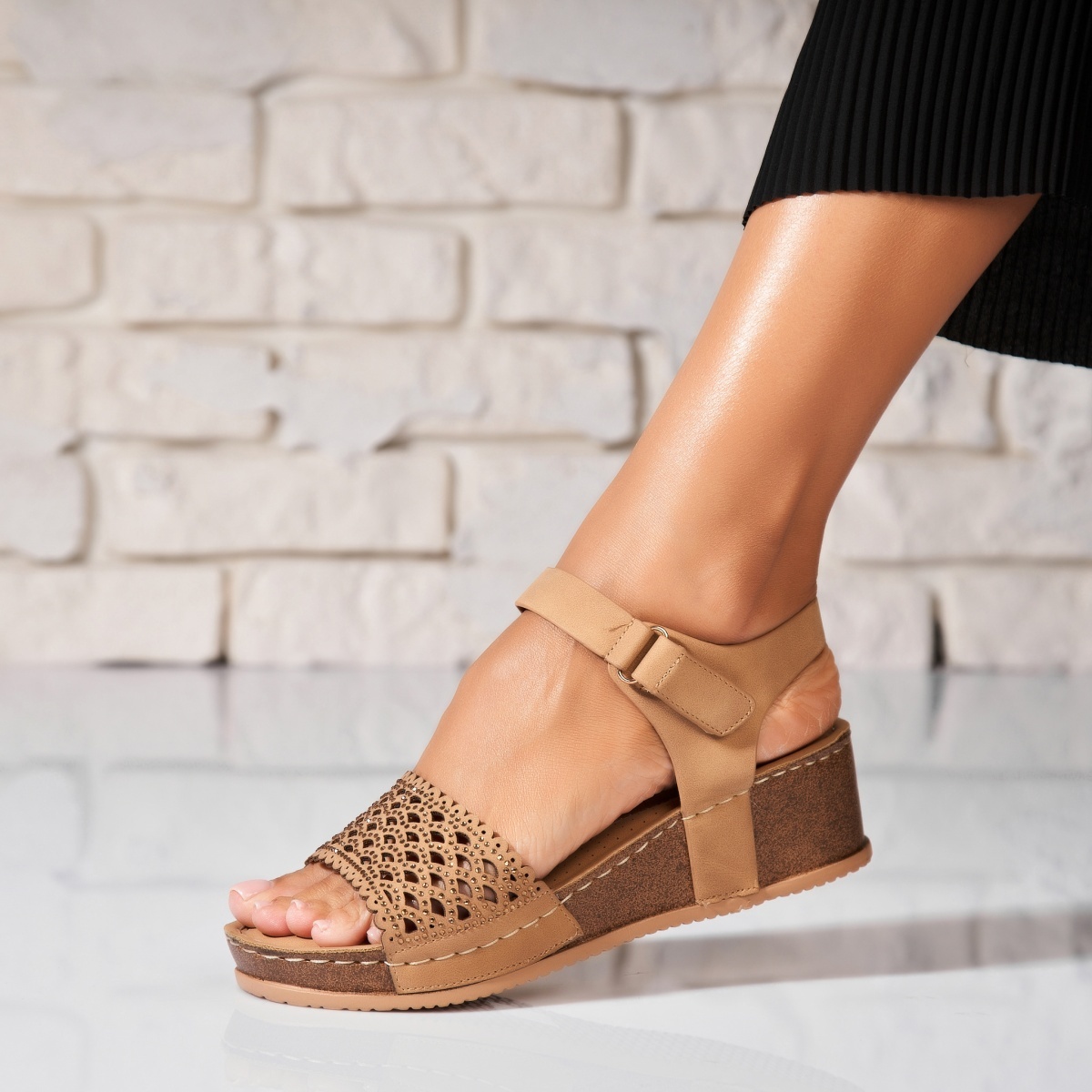 Sandale dama cu platforma Camel din Piele Ecologica Sylver