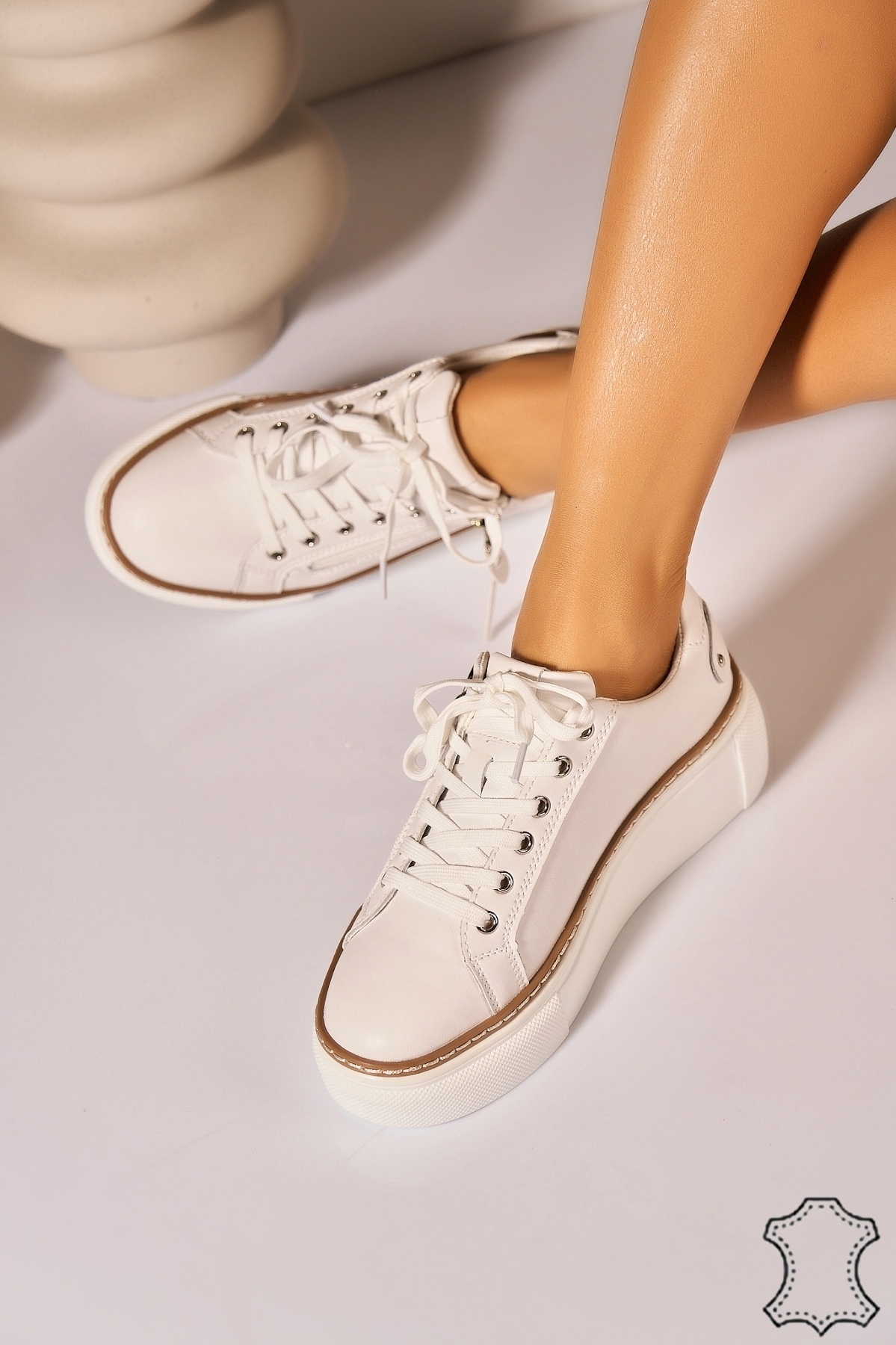 Adidasi Piele Naturala Albi Kiona