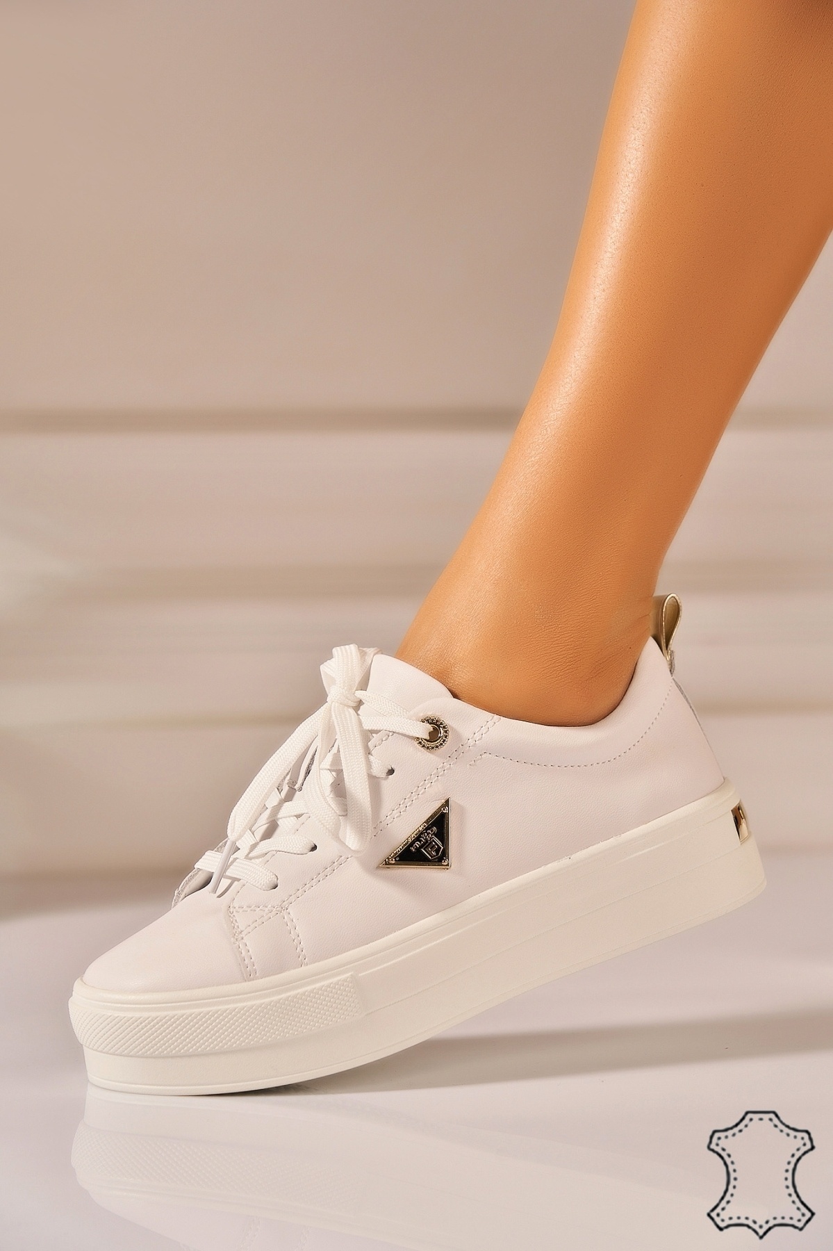 Adidasi Piele Naturala Albi Radha