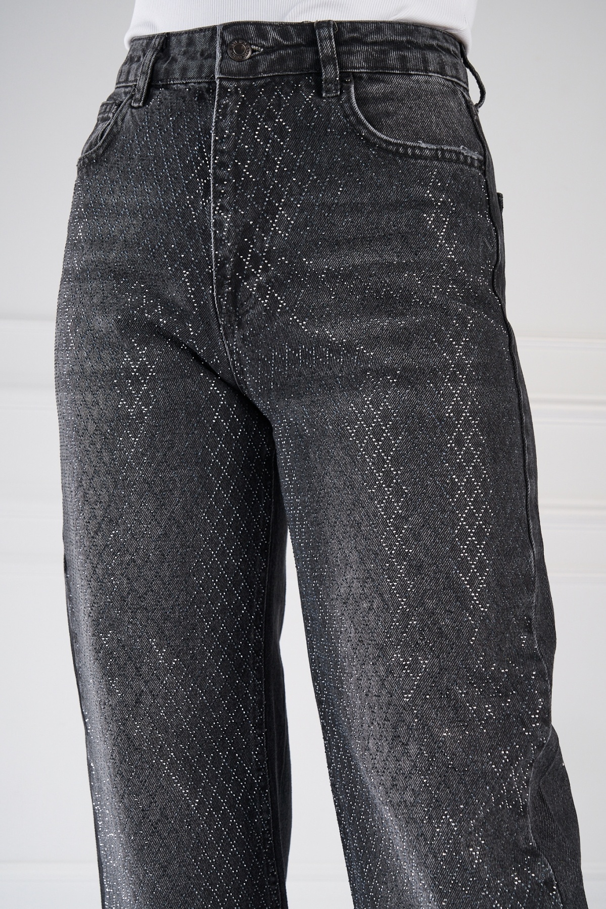 Blugi Regular Fit Negri Aiyana