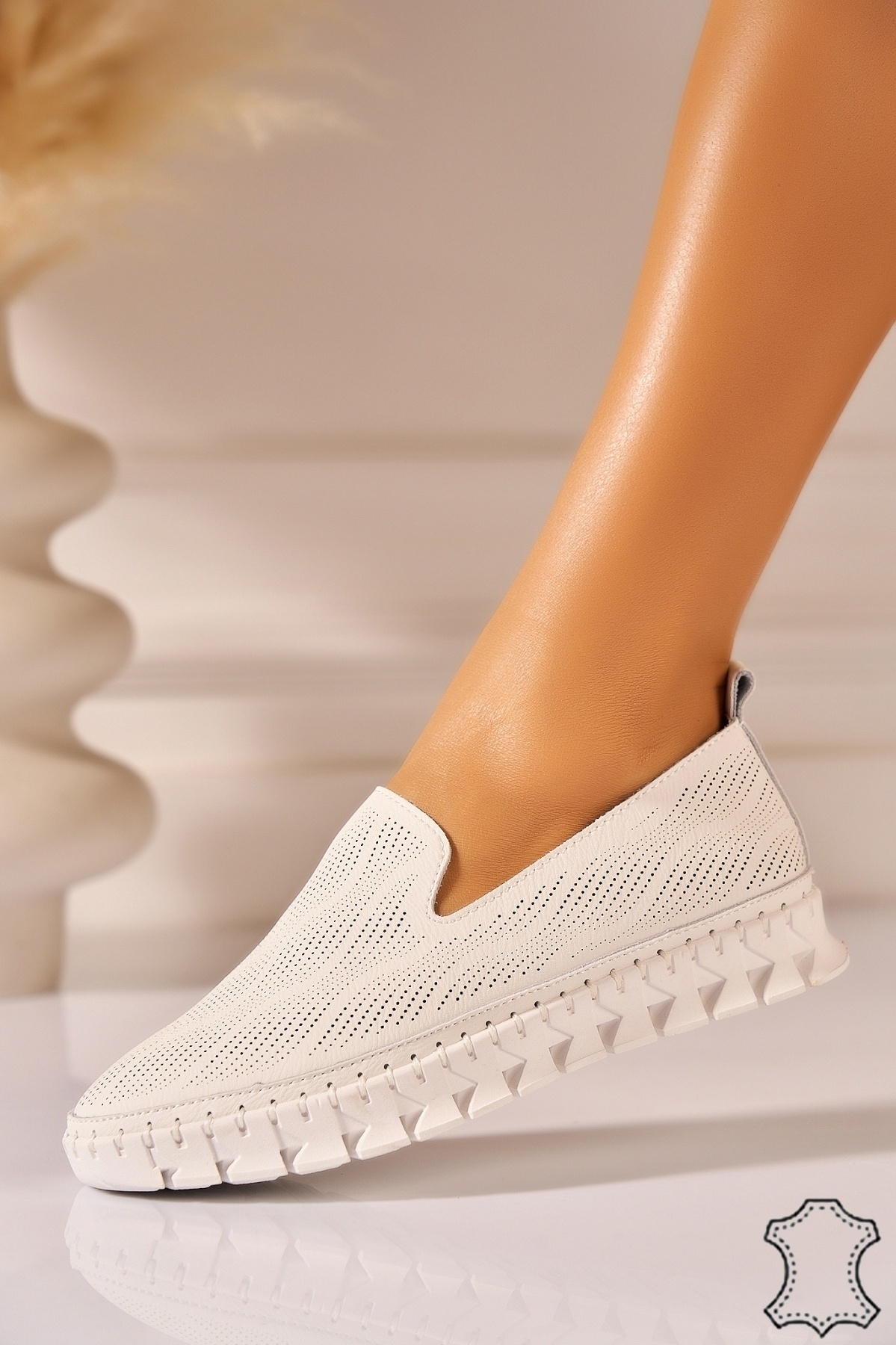 Mocasini dama Piele Naturala Albi Kalen