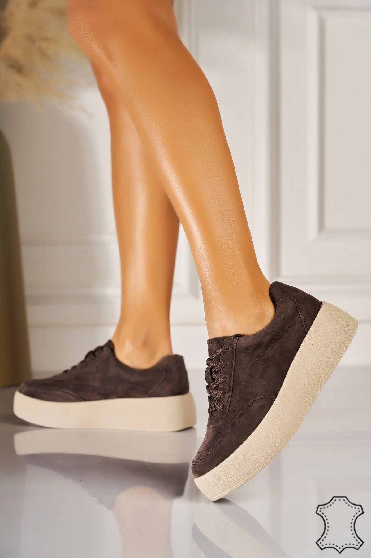 Adidasi Piele Naturala Intoarsa Camel Vicky